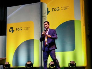 Marcelo Beltrão apresenta em Belo Horizonte palestra sobre a transformação da educação em Coruripe