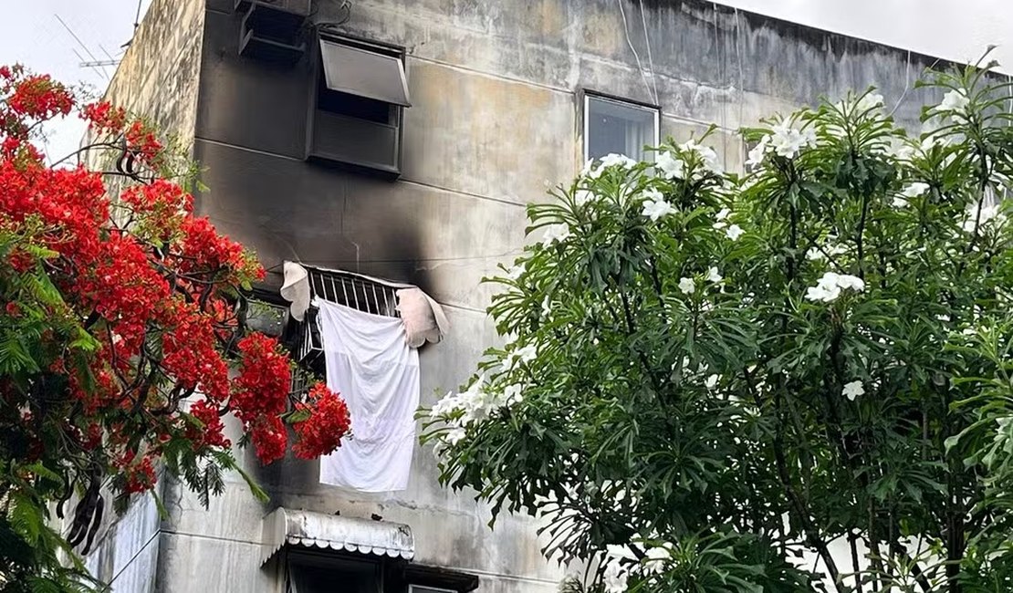 Duas crianças morrem tentando fugir de incêndio em apartamento no Recife