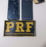 PRF prende dois homens com simulacro de arma de fogo e dois celulares roubados