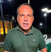 Atraso de salários a funcionários públicos e prestadores de serviço da Prefeitura de Piaçabuçu é inadmissível, denuncia Francisco Sales