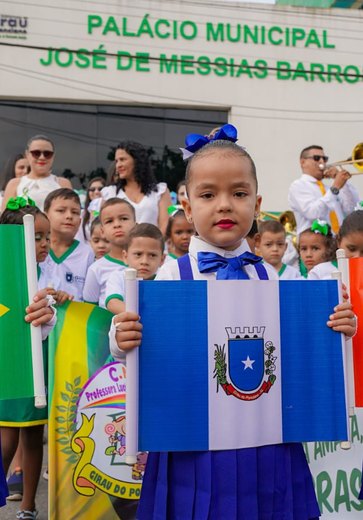 Girau realiza tradicional Desfile da Independência com foco na educação e no combate ao racismo
