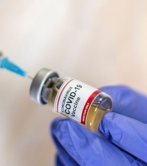 Prefeitura cria mais um canal para cadastramento de idosos acamados para vacinação