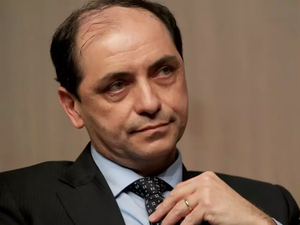 Governo prevê rombo de R$ 419,2 bi nas contas por covid-19