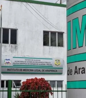 Homem é encontrado morto em calçada em Arapiraca; suspeita é de execução