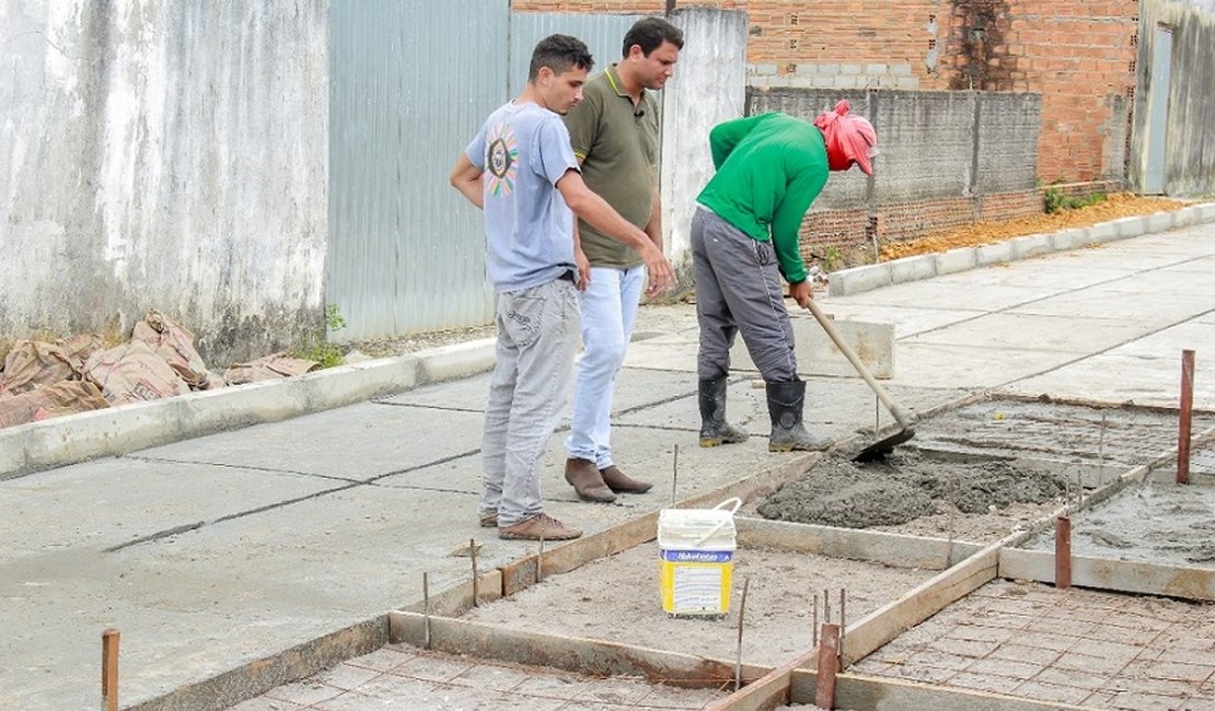 Governo Ronaldo Lopes investe em obras que melhoram qualidade de vida dos penedenses