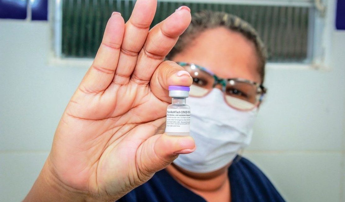 Vacinação contra Covid em Penedo será feita em um ponto fixo e nos postos de saúde