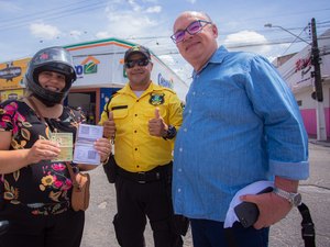 Blitz educativa flagra irregularidades no trânsito em Arapiraca