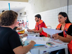 Moradores do Pinheiro são convocados para renovar ajuda humanitária