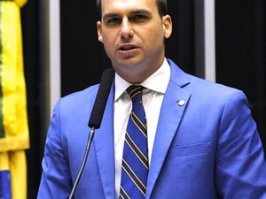 PGR arquiva caso contra Eduardo Bolsonaro por compra de imóvel com dinheiro vivo