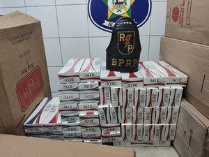 Polícia prende suspeito de contrabando e apreende carga de cigarro ilegal