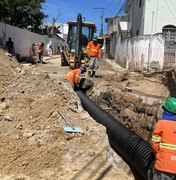 Galeria de águas pluviais é reconstruída no Jacintinho