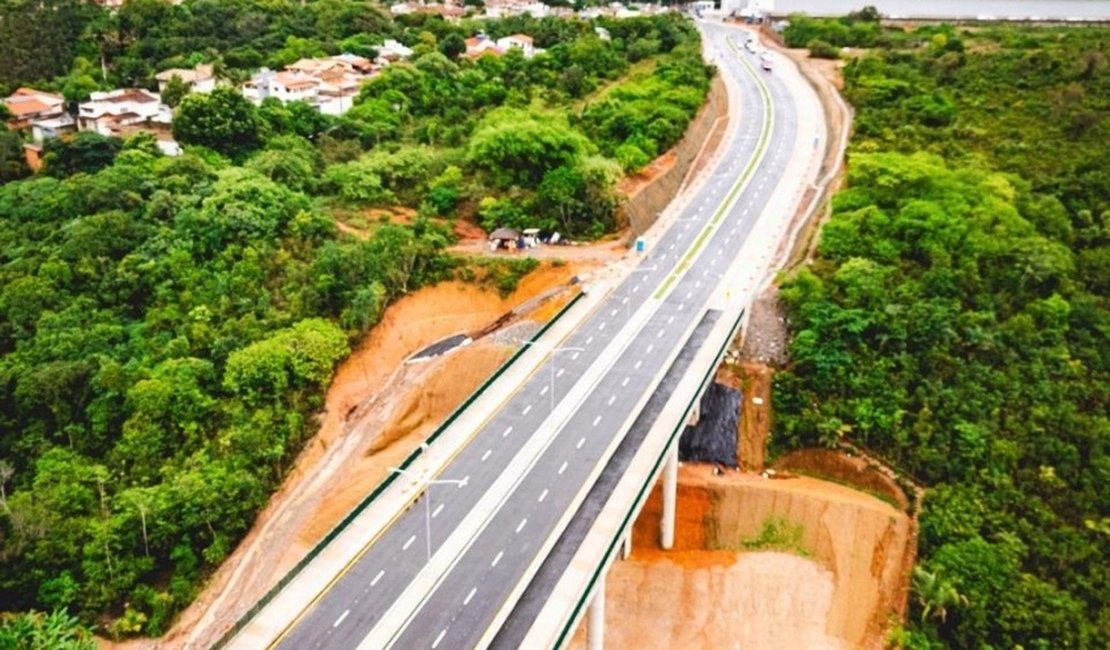 JHC entrega primeira etapa da Linha Verde que beneficia 300 mil pessoas na parte alta