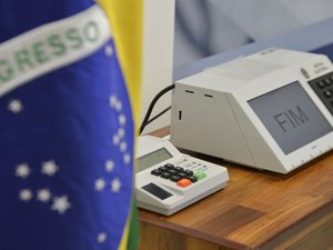 51% das mulheres ainda não decidiram em quem votar