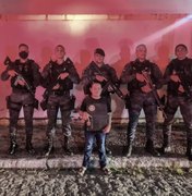 Polícia participa de aniversário de garoto em São Luís do Quitunde