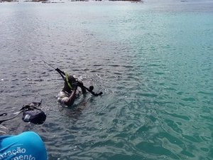 Gerenciamento Costeiro flagra ações depredatórias em área da Piscina do Amor