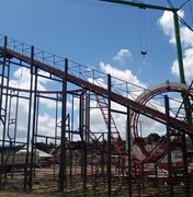 Após 6 meses parado, Parque de Diversões começa a ser desmontado em Arapiraca