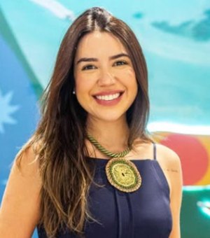 Secretária de Turismo de Alagoas fratura vértebra em acidente durante viagem de férias