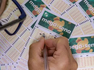 Mega-Sena acumula novamente e prêmio principal vai para R$ 48 milhões