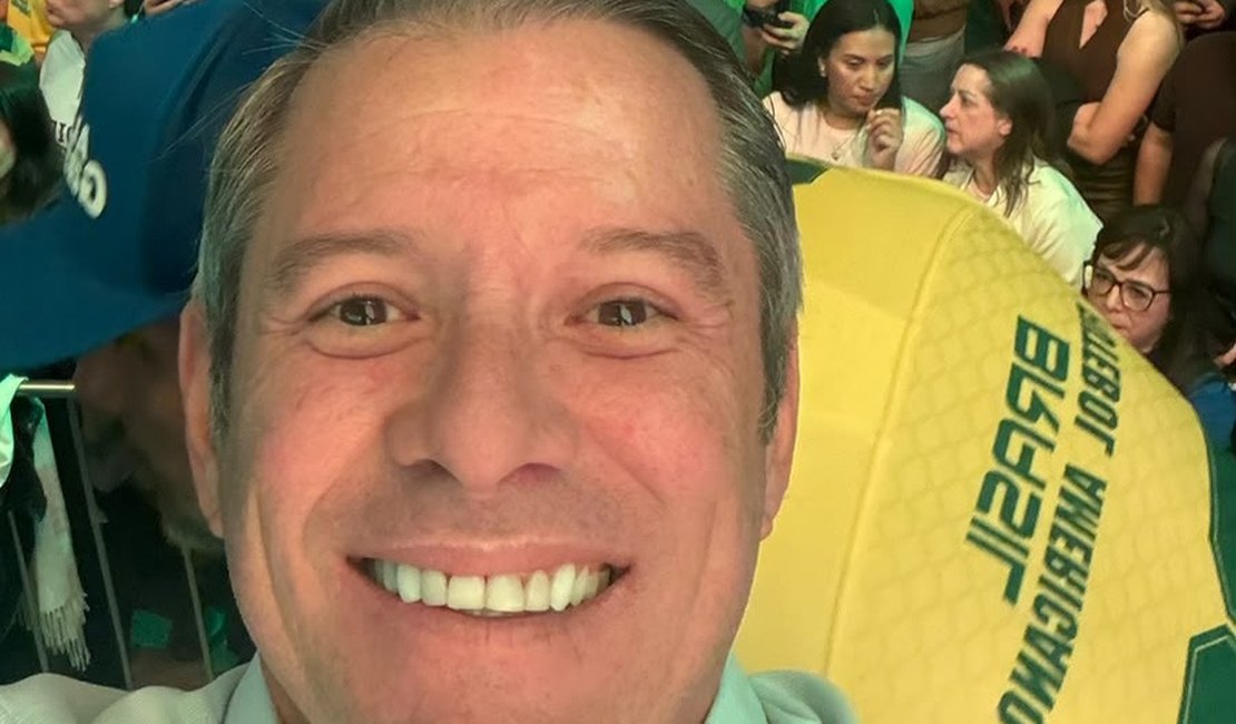 Cabo Bebeto participa do lançamento da candidatura de Flávio Bolsonaro
