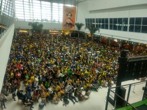 Maceioenses lotam shoppings para assistir classificação da seleção