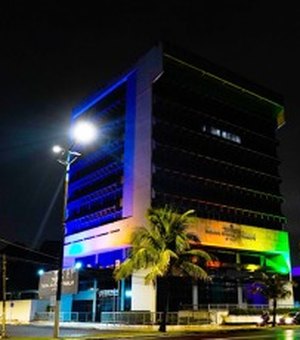 TRT ilumina sede com cores do arco-íris em alusão ao Dia do Orgulho LGBTQIA+