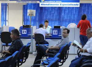 Veja como receber salário-maternidade e aposentadoria sem ir a agência do INSS
