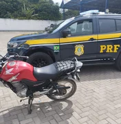 PRF prende em Rio Largo homem por receptação de moto roubada em Aracaju
