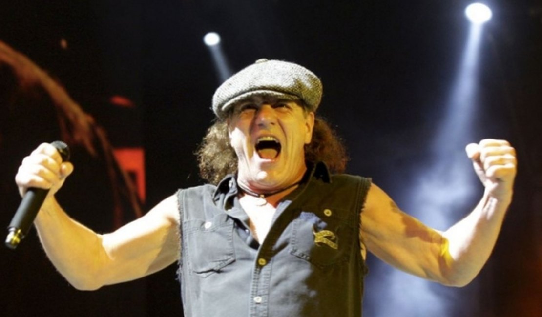 Com novo aparelho auditivo, vocalista do AC/DC quer retornar aos palcos