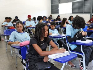 Décima parcela do Programa Pé-de-meia começa a ser paga nesta segunda (22)