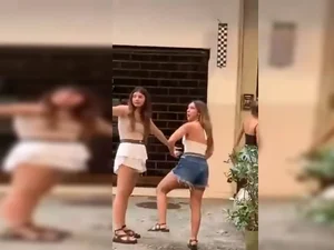 Argentina ré por injúria racial no Rio pede devolução de passaporte