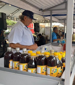 Feira da Agricultura Familiar faz sucesso na Praça da Independência em Palmeira dos Índios