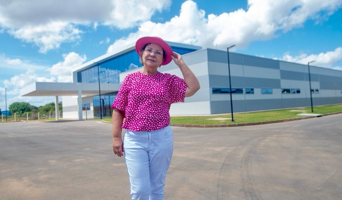 Hospital de Amor de Arapiraca recebe prêmio Amigo da Mulher da Câmara Federal