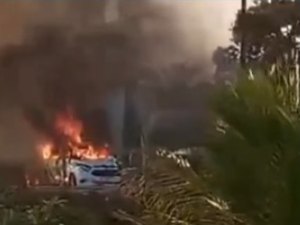 Carro pega fogo um dia após colisão contra motocicleta na zona rural de Arapiraca