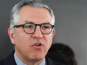 Lula deve fazer reunião ministerial na próxima quinta-feira (15), diz Padilha