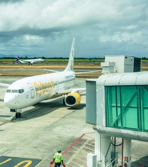 Número de assentos em voos internacionais aumenta 134% em Alagoas