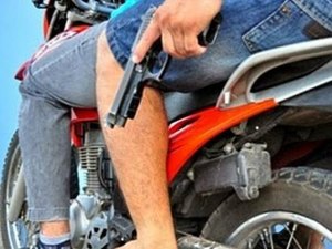 Dupla é presa com cinco celulares roubados em Rio Largo 