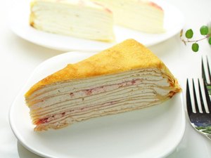 Homem rouba mais de mil bolos em padaria de Nova York e causa prejuízos de R$ 368 mil