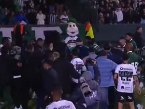 Ex-jogador do CRB é expulso de partida após agredir adversário