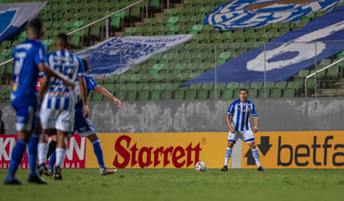 CSA sai na frente, mas fica no empate contra o Cruzeiro