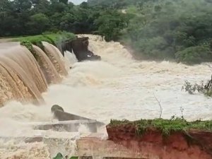 [Vídeo] Barragem no interior de Minas Gerais pode romper; autoridades fazem alerta máximo