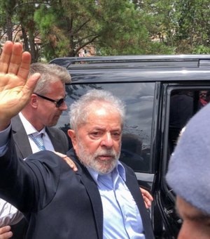 Fachin nega mais um habeas corpus para libertar Lula