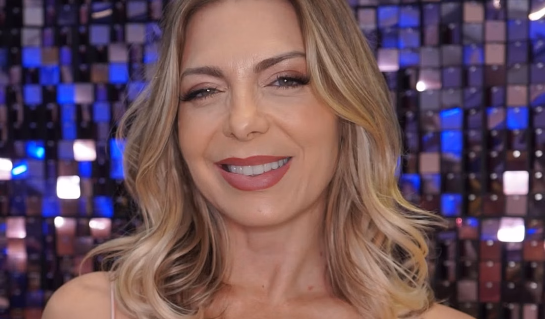 Sheila Mello inicia tratamento após quase morrer por hidrogel no bumbum