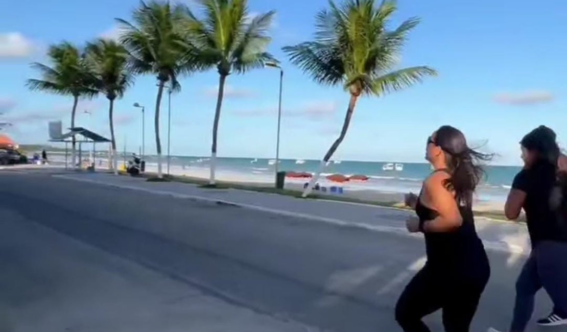 Caminhada reúne pacientes, pais e amigos da APAE no município de Maragogi