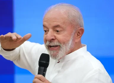Lula diz ao New York Times que soberania e democracia são inegociáveis