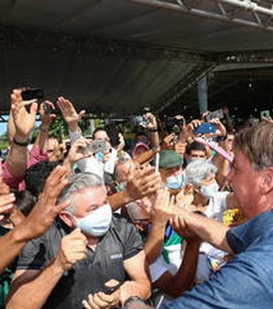 Governo do Maranhão autua Bolsonaro por não usar máscara