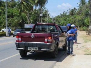 DER conscientiza mais de 400 condutores em blitz na AL-101 Norte