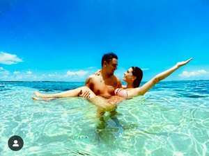 Natália Guimarães e Leandro do KLB curtem férias em Maragogi
