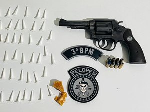 Polícia apreende revólver, cocaína e crack dentro de residência em Arapiraca