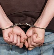 Homem com mandado de prisão em aberto é preso no Centro de Colônia Leopoldina