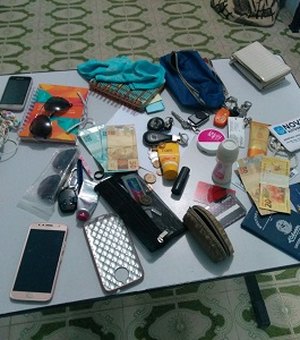 Criminosos que roubavam bolsas foram pegos pela polícia, em Arapiraca